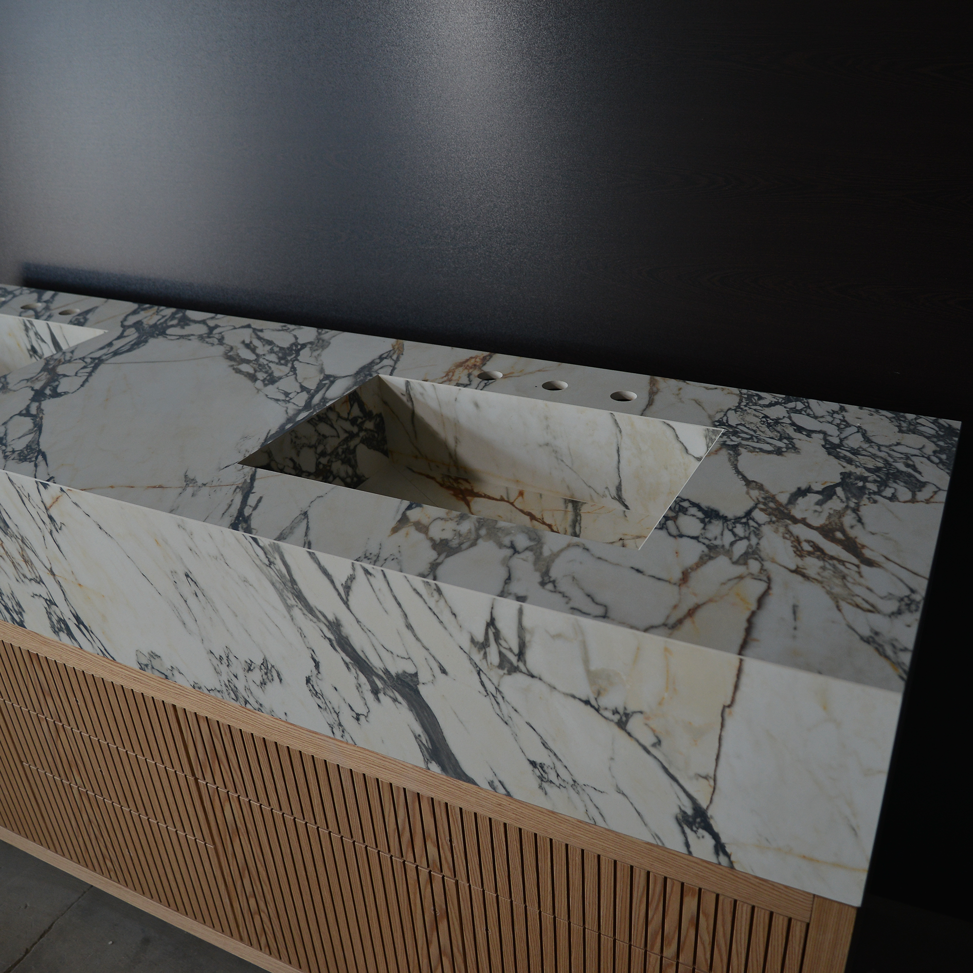 HANDCRAFTED MATERIA - CORCHIA GOLD PORCELAIN DOUBLE SINK (ES-133)
