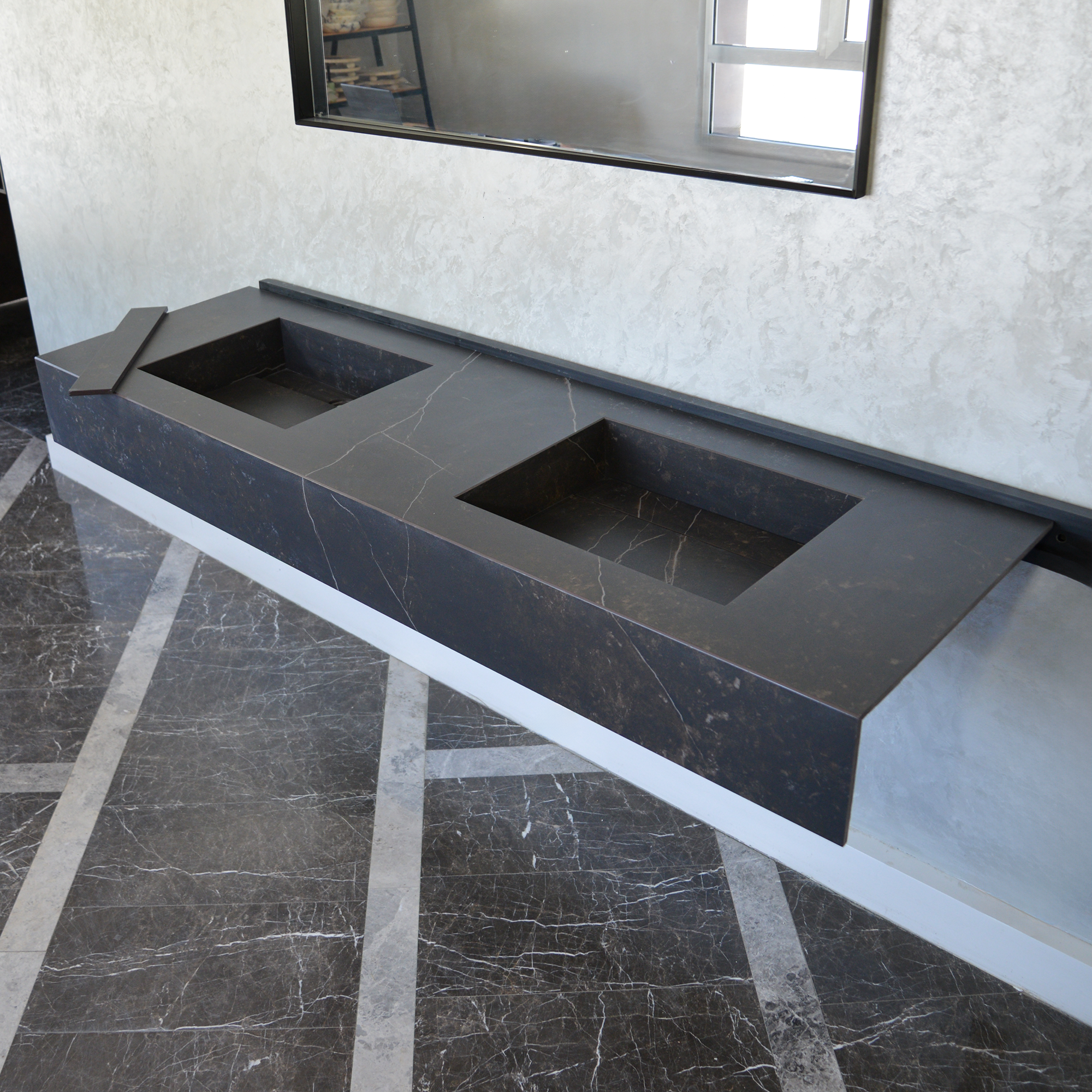 HANDCRAFTED DEKTON KELYA HIGH ENGINEERED PORCELAIN DOUBLE SINK (ES-107)
