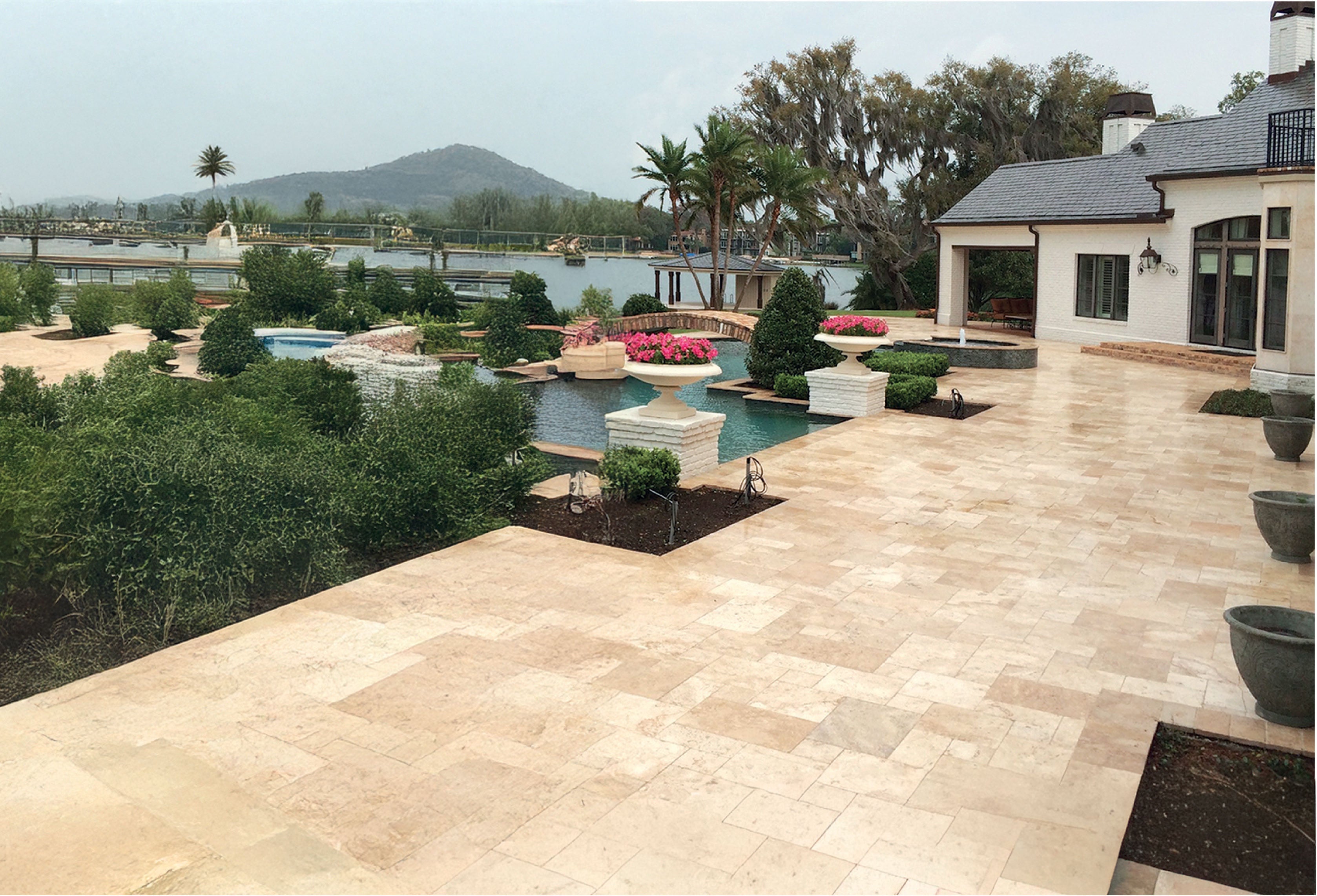 Aspendos Tumbled Travertine Pavers