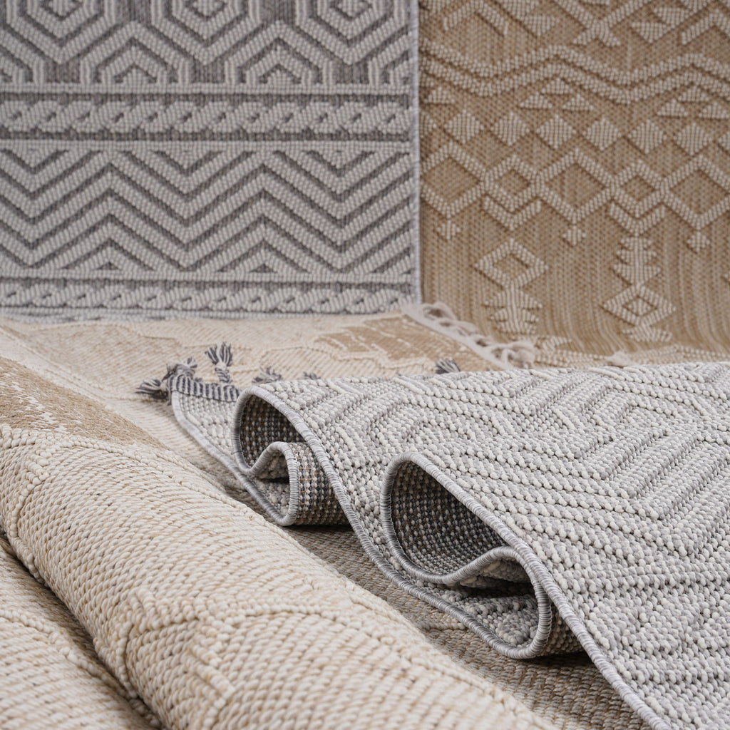 Guros - 6' X 9' Trellis Indoor / Outdoor Area Rug - Cream